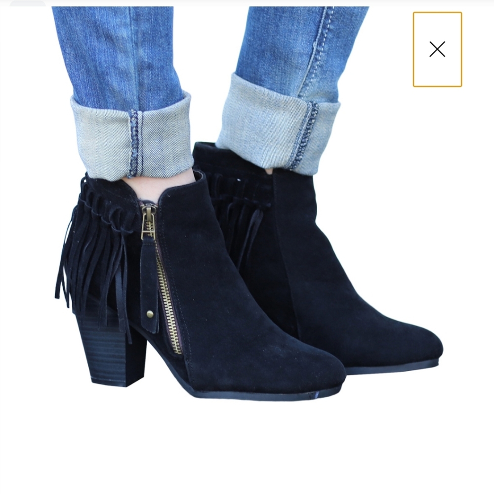 Breckelle's Fringe Booties